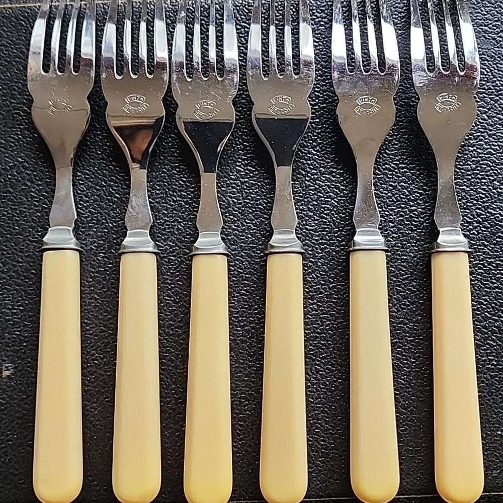 Vtg Faux Ivory Handles Original Box Fish Knives/Forks Set